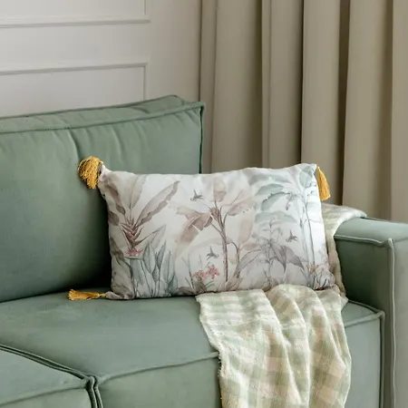 Kolumba Charming With Balcony&parking In By Renters Apartament