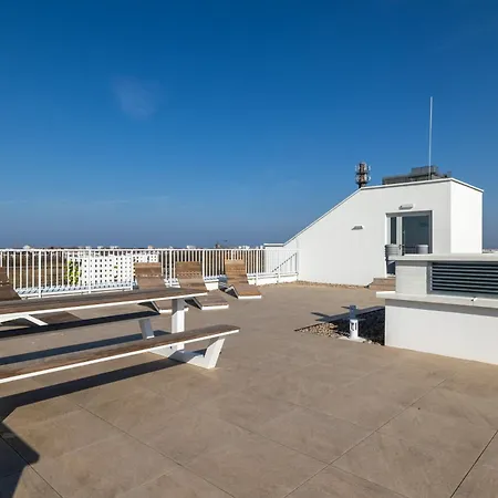 Kolumba Charming With Balcony&parking In By Renters *